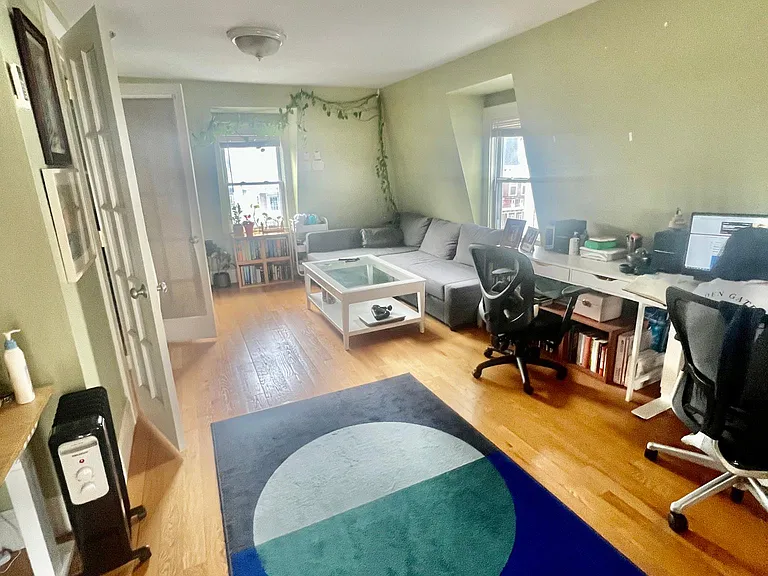 30 Mount Vernon St #3 — Photo 9
