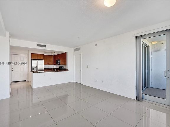 2nd image of 1830 Radius Dr APT 609