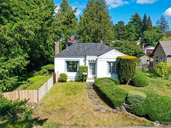 2120 N Lafayette Avenue, Bremerton, WA 98312