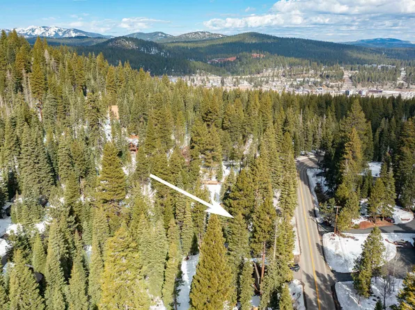10694 Ponderosa Dr, Truckee, CA 96161