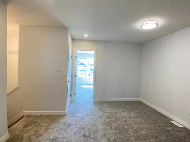 15622 18th Ave SW — Photo 20