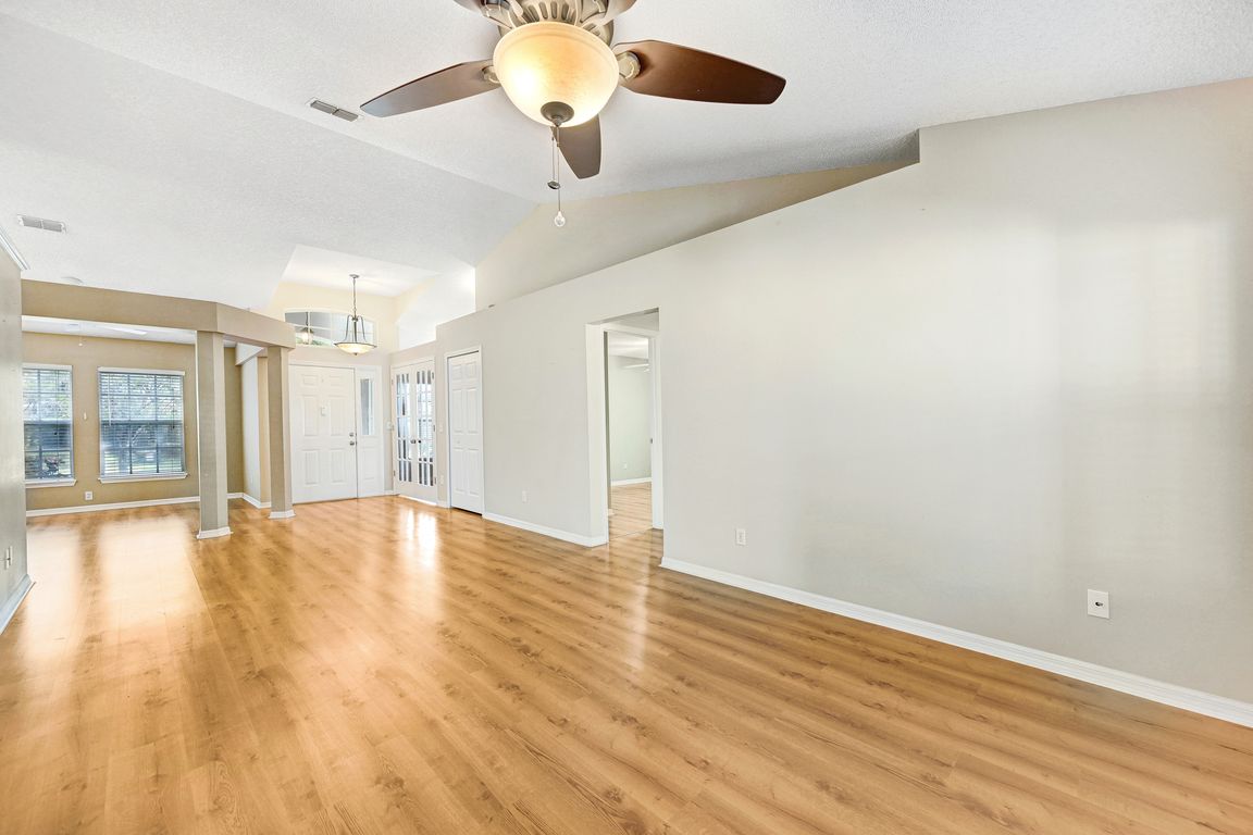 next background image