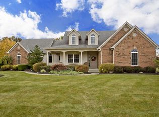 6893 Whitetail Ln, Westerville, OH 43082