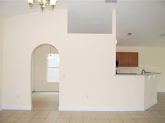 5th image of 3808 Arborvitae Way