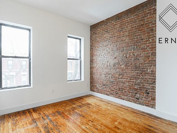 3rd image of 113 Clifton Pl #2C