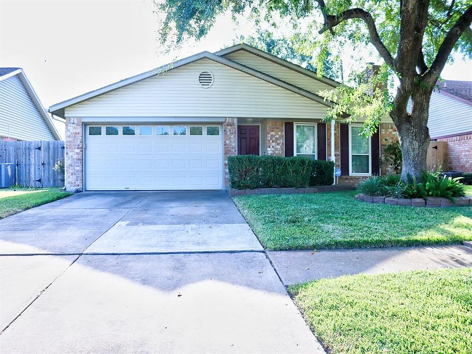 1st image of 2234 Townhall Ln