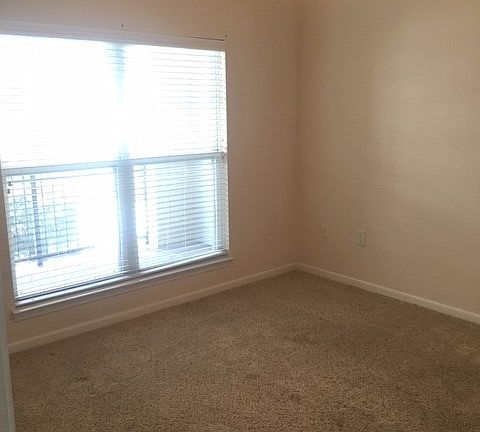 4th image of 1270 Strassner Dr APT 3105