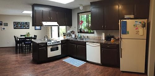 2nd image of 5147 Carole Dr NE