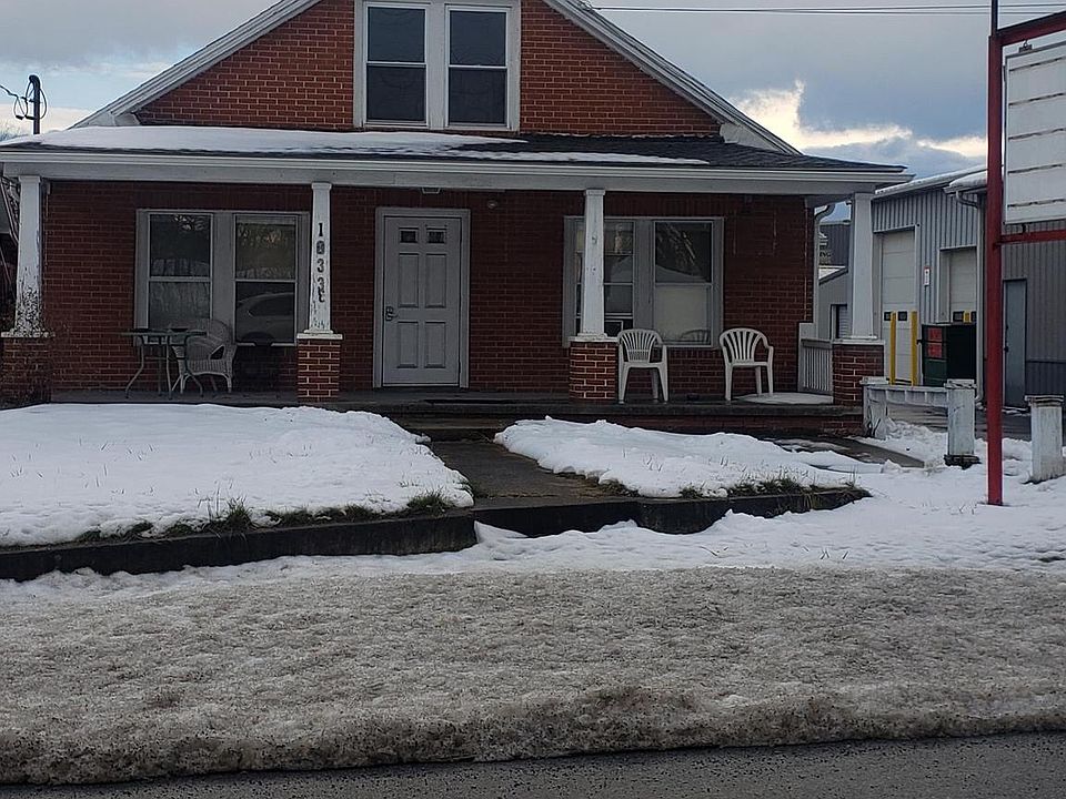 2nd image of 1033 S Main St