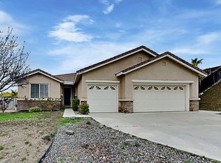 35617 Crest Meadow Dr, Wildomar, CA 92595