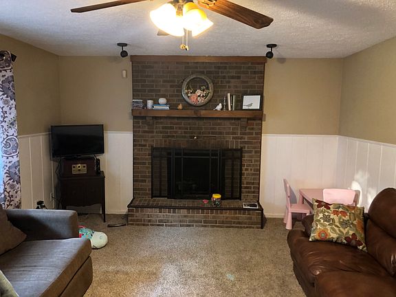 3rd image of 134 Palm Springs Dr