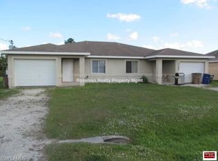 1147 Countess Ave, Lehigh Acres, FL 33974