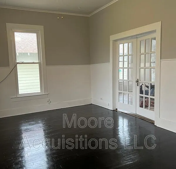 1018 W Sears St — Photo 4