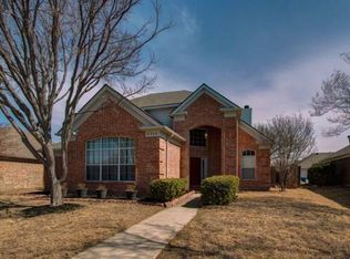 6908 Chateau Dr, Frisco, TX 75035