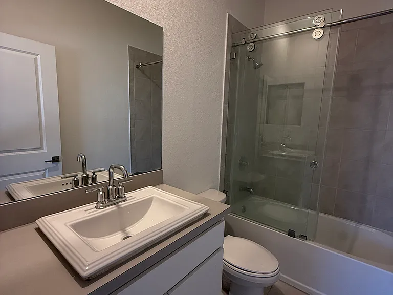 6789345 NE 4th Ln — Photo 9