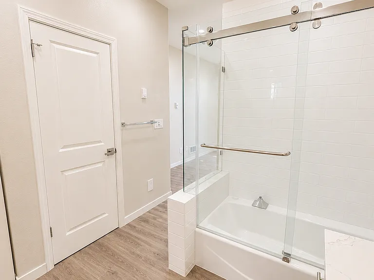 465 Cork Harbour Cir #C — Photo 10