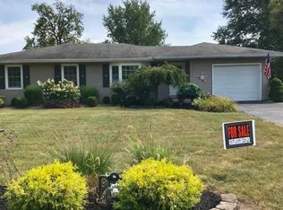 1717 Poinsettia Dr, Lima, OH 45806