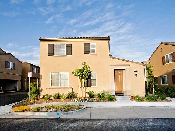 2nd image of 37342 Paseo Tulipa