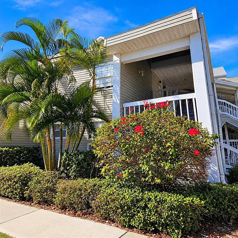 2 bed, 2.0 bath, 1130 sqft, $2,000 — Photo 1