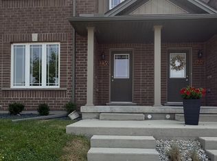 1236 Riverbend Rd, London, ON N6K 0G5