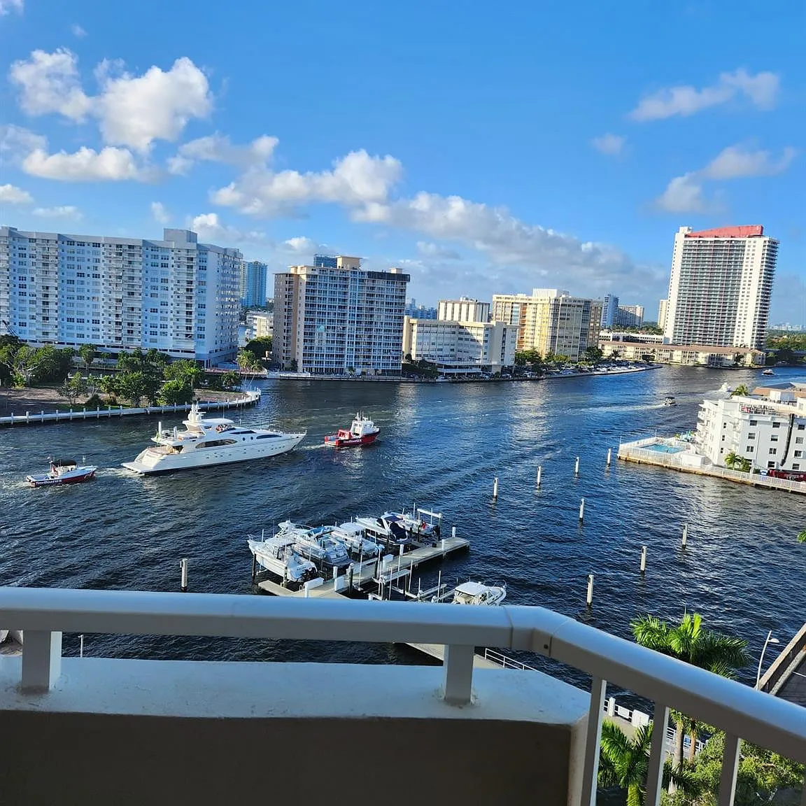 1 bed, 1.0 bath, 798 sqft, $2,200 — Photo 1