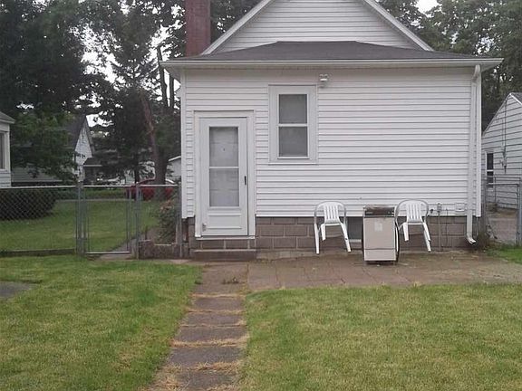 2nd image of 1612 Lyon St