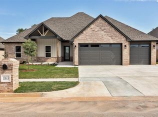 11613 SW 55th St, Mustang, OK 73064