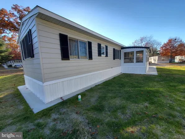 3414 New Moon St, Browns Mills, NJ 08015