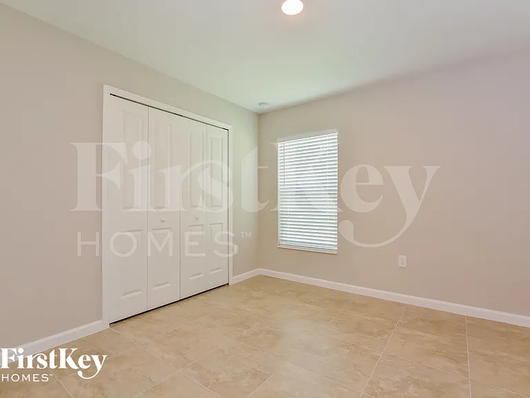 481 Earhart Dr — Photo 11