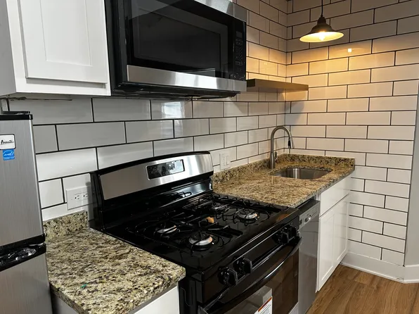 2455 N Leclaire Ave Unit 1, Chicago, IL 60639