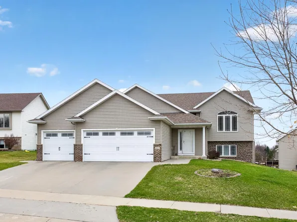 2469 Boulder Ridge Dr NW, Rochester, MN 55901