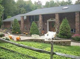 330 Engbert Rd, Johnstown, PA 15904