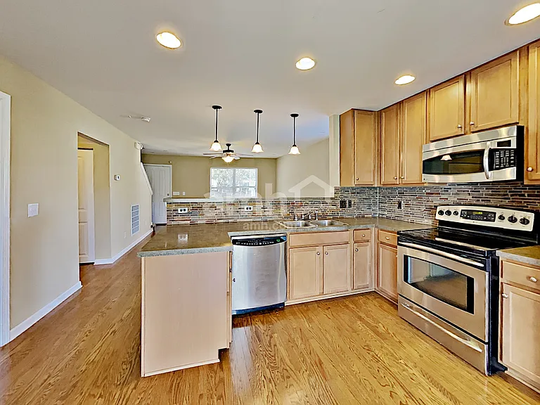 3126 Aidan Ln — Photo 8