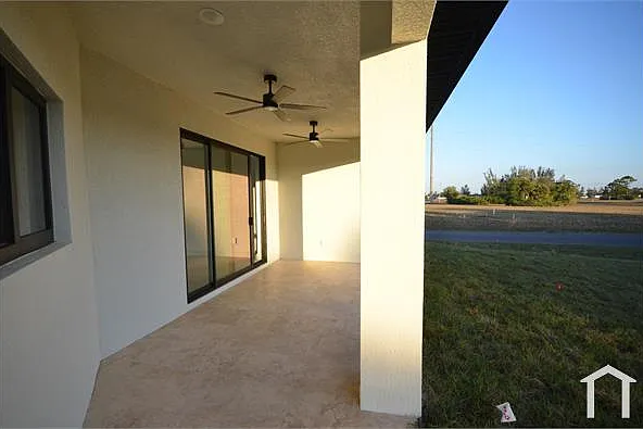 2416 Diplomat Pkwy W — Photo 45