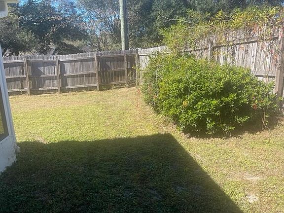 4th image of 3140 Hotchkiss Ln