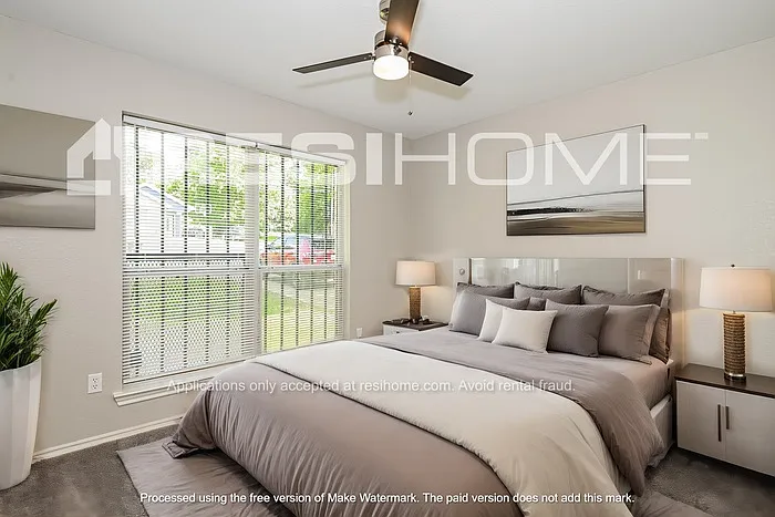 2513 Kirkley St — Photo 10