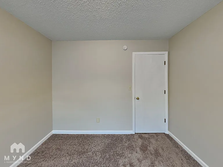 5561 Northcut Dr — Photo 15