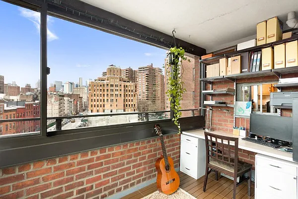 Sold by Mont Sky Real Estate | media 13