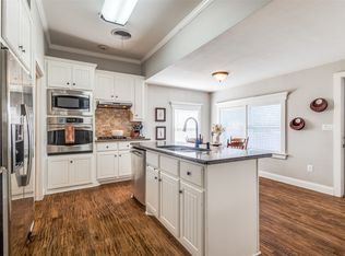 1009 W 7th St, Justin, TX 76247