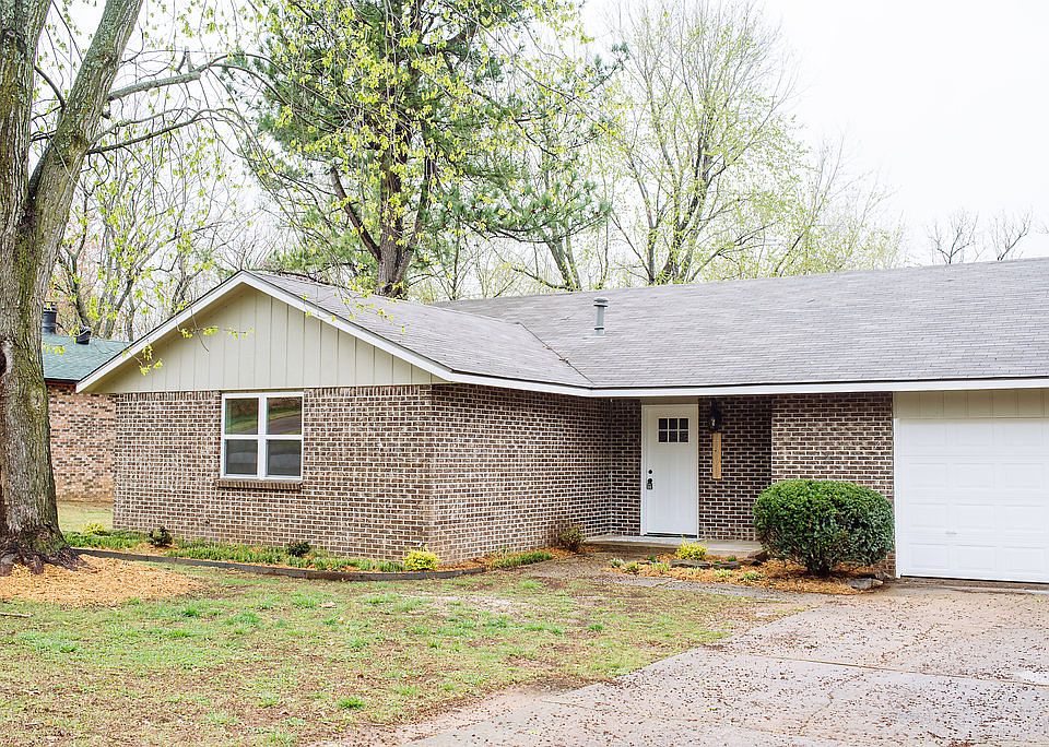 1st image of 3208 E Pawnee Ct