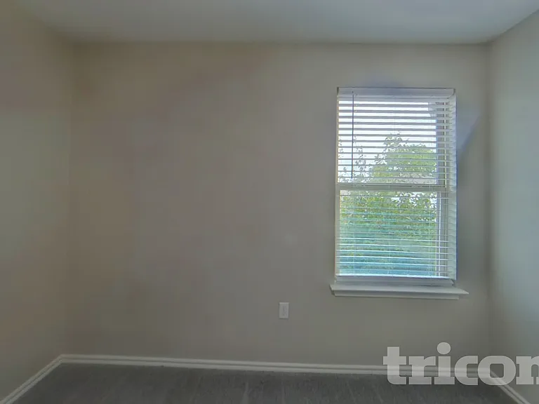 15102 Verela Dr — Photo 12
