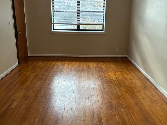 2nd image of 615 Biltmore Ave APT T11