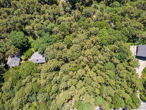 2nd image of 23 Quail Ridge Road