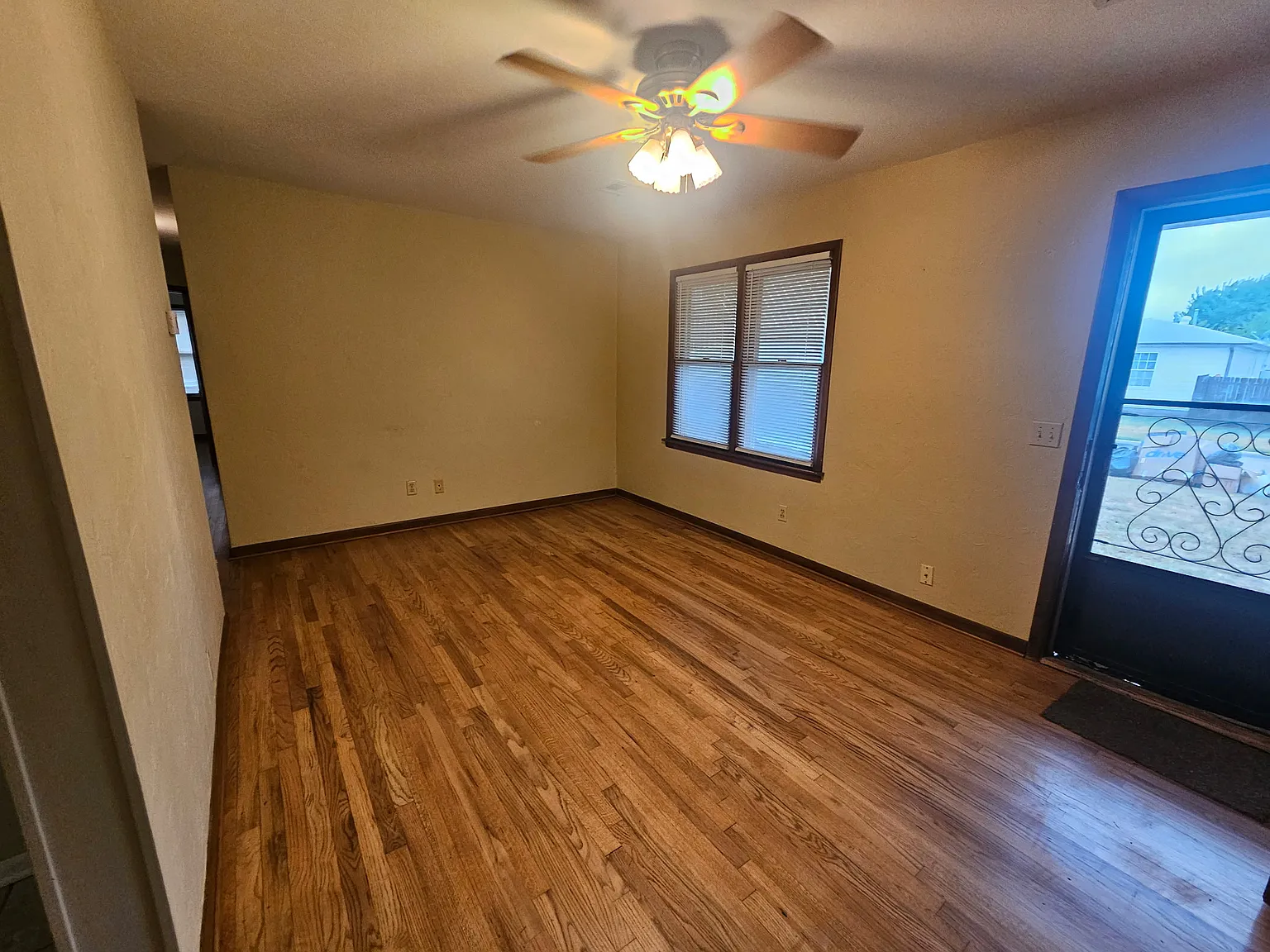 ES - 7002 Northwest 61st Terrace - 1 — Photo 1