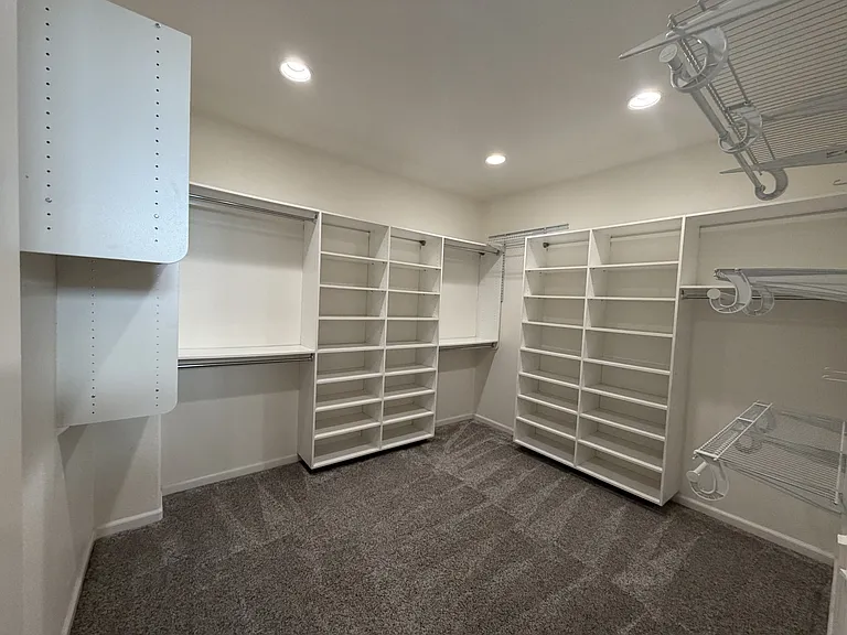 5205 Skyler Ct — Photo 51