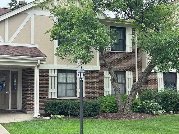 2nd image of 1101 Wildberry Ct APT A-1