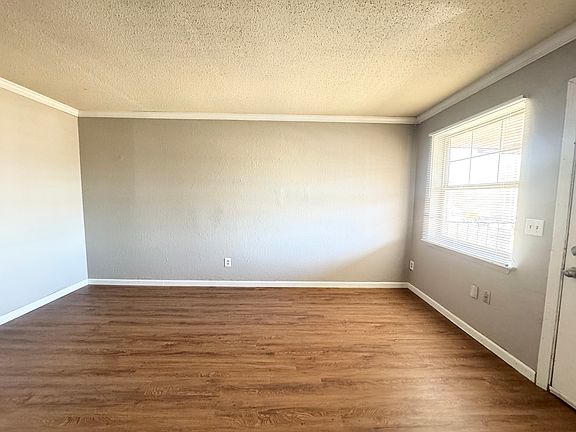 5th image of 3500 S Pennsylvania Ave APT 12