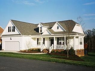 1020 Shellfish Dr, Willow Spring, NC 27592