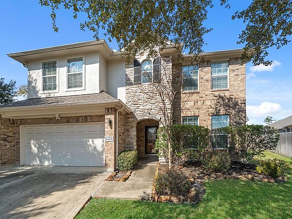 2nd image of 8406 Oak Villa Ct