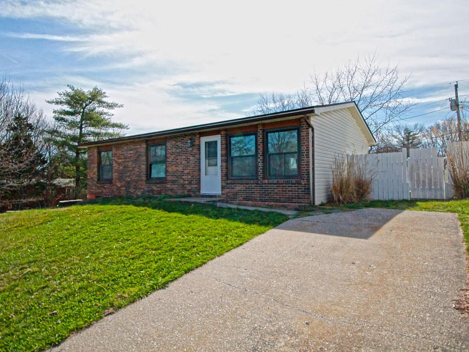1st image of 2406 E Elaine Dr